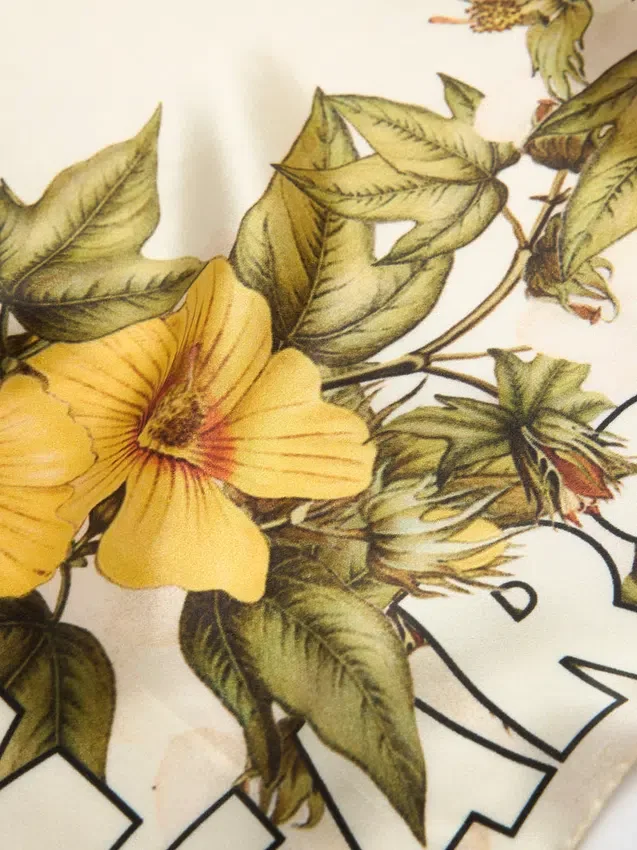 Bandana en soie à motifs floraux, couleur crème