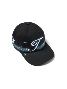 Casquette DT au logo peint à l'aérographe