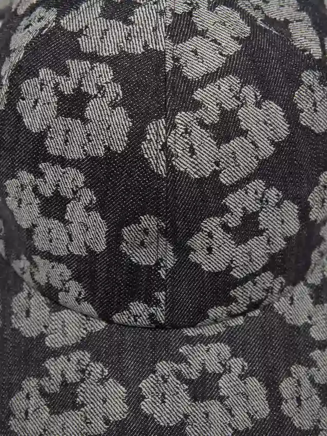 Casquette en Denim « Jacquard Wreath » noir délavé