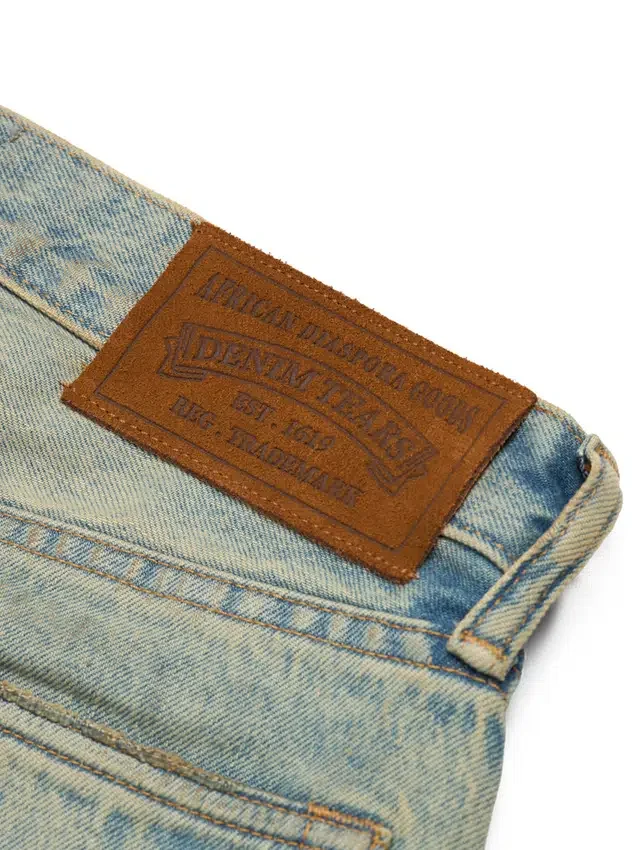 Pantalon en Denim « Cotton Wreath » ample, délavage « Dirty Wash »