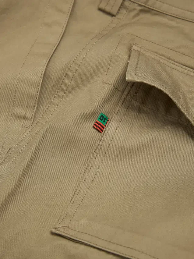 Short cargo saisonnier beige