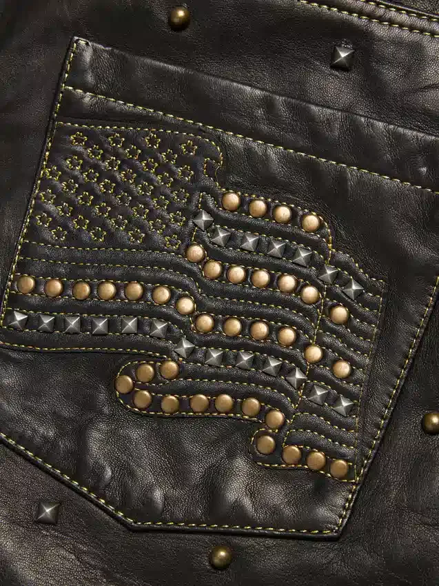 Short en cuir clouté Libertas