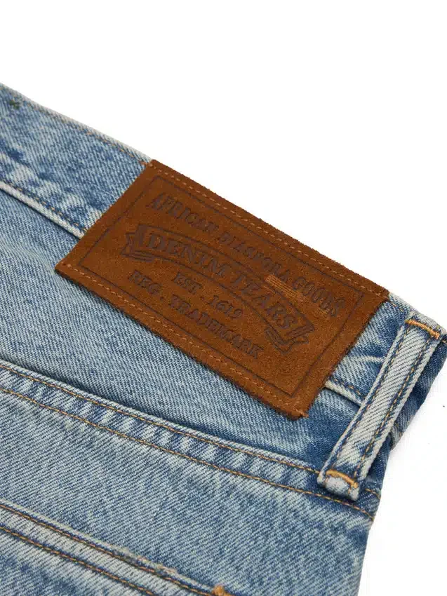 Short en Denim « Cotton Wreath » délavé clair