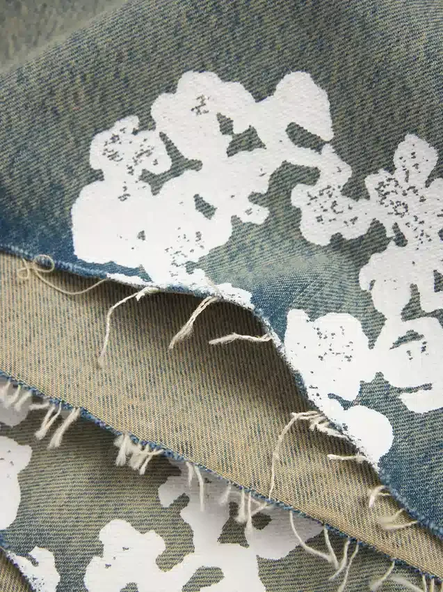 Short en Denim « Cotton Wreath » délavé « Dirty Wash »