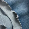 Short en denim délavé clair