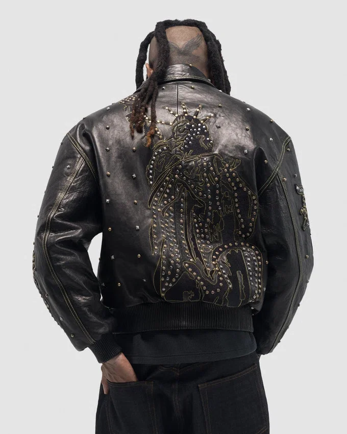 Veste en cuir cloutée Libertas